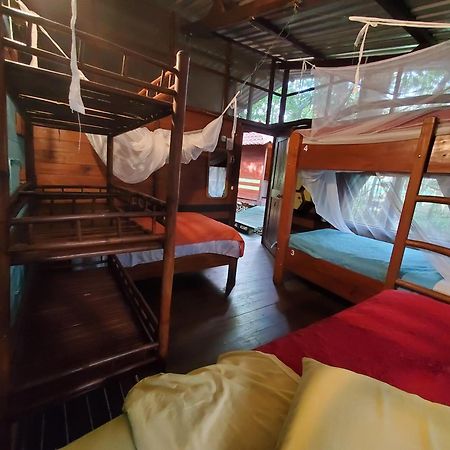 Hotel Casa Perico Rio Dulce Town Buitenkant foto