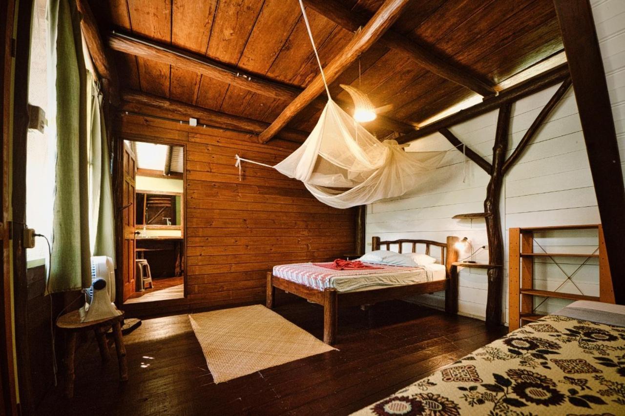 Hotel Casa Perico Rio Dulce Town Buitenkant foto