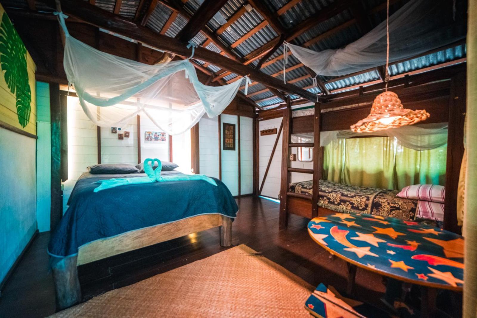 Hotel Casa Perico Rio Dulce Town Buitenkant foto