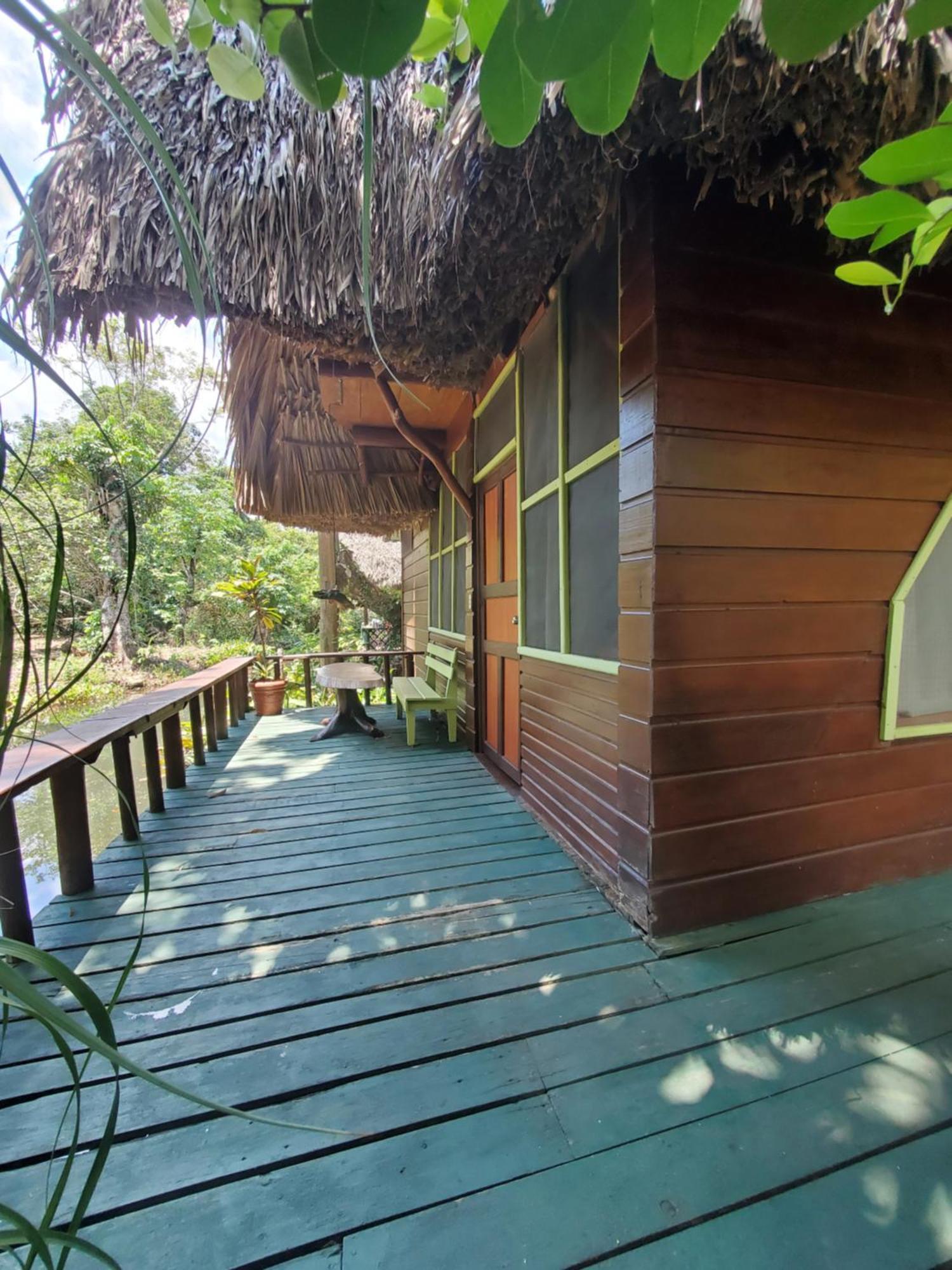 Hotel Casa Perico Rio Dulce Town Buitenkant foto