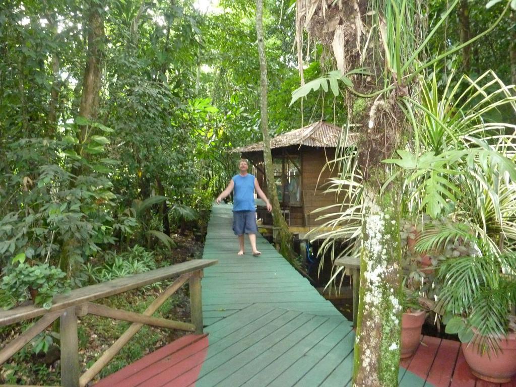 Hotel Casa Perico Rio Dulce Town Buitenkant foto