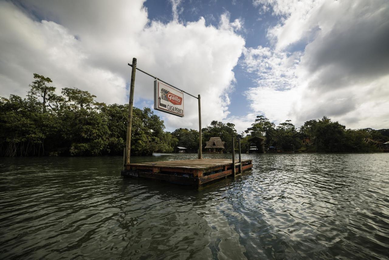 Hotel Casa Perico Rio Dulce Town Buitenkant foto