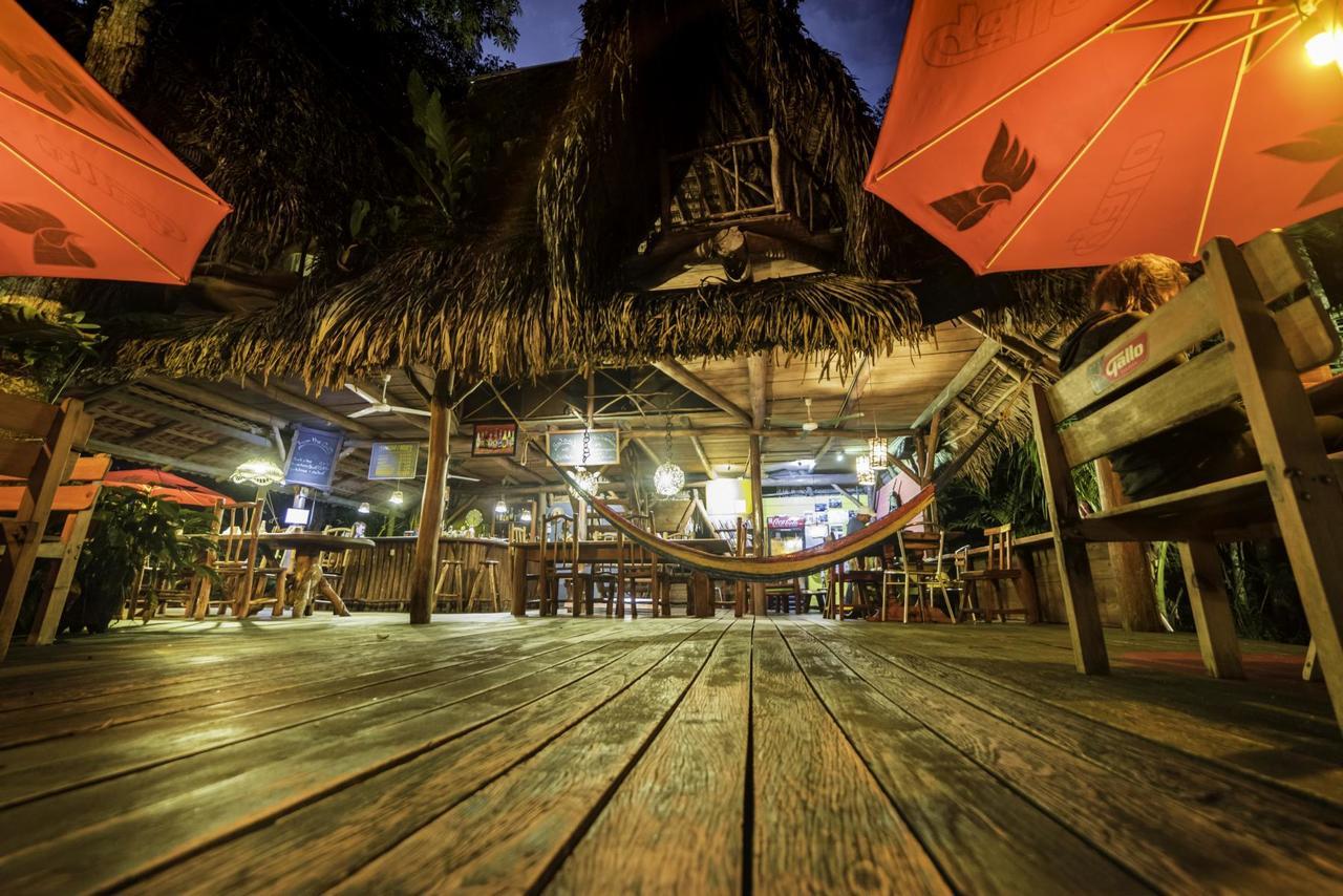 Hotel Casa Perico Rio Dulce Town Buitenkant foto